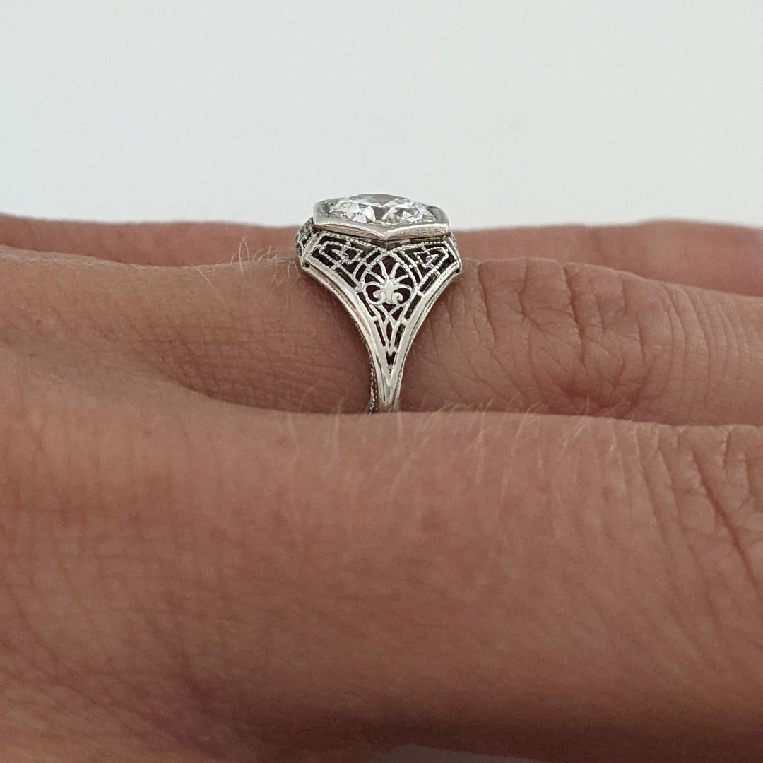 PLATINUM .90 CARAT TOTAL SI1 H DIAMOND ROUND FILAGREE HEXAGON ESTATE RING 3.2 GRAMS