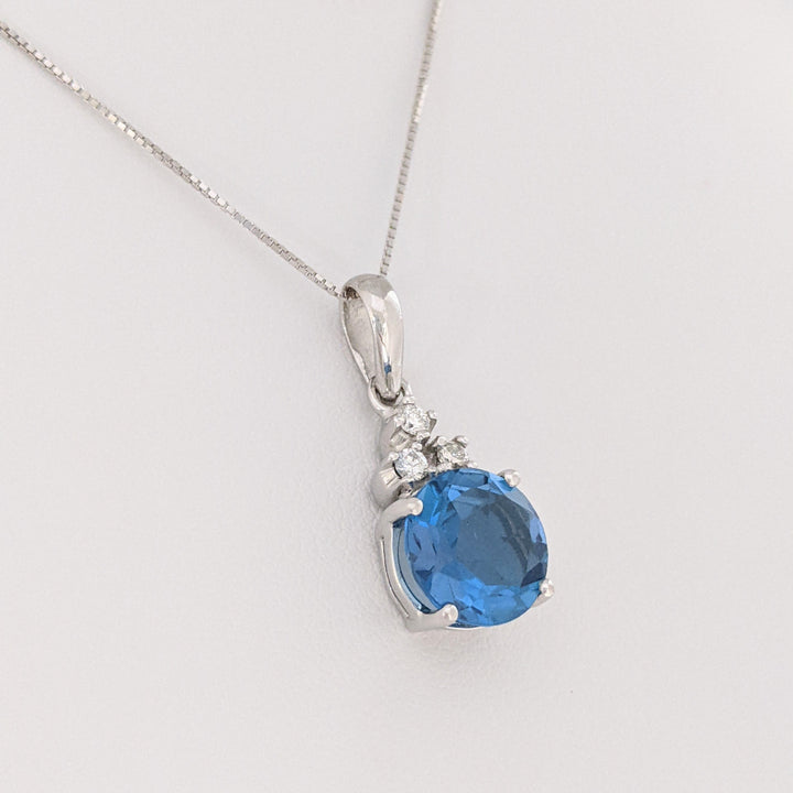 14K WHITE BLUE TOPAZ ROUND 9MM WITH (3) MELEE ESTATE PENDANT &amp; CHAIN 3.7 GRAMS