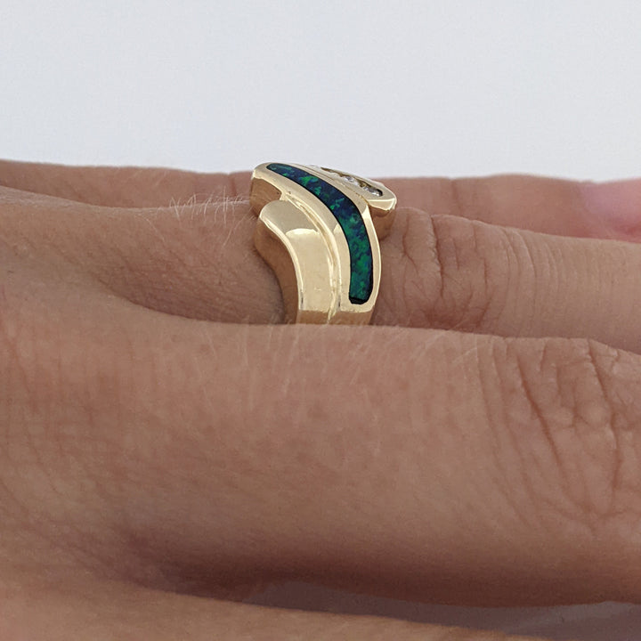 14K DOUBLET OPAL CHANNEL WITH .20 DIAMOND TOTAL WEIGHT (6) ROUND ESTATE RING 7.1 GRAMS