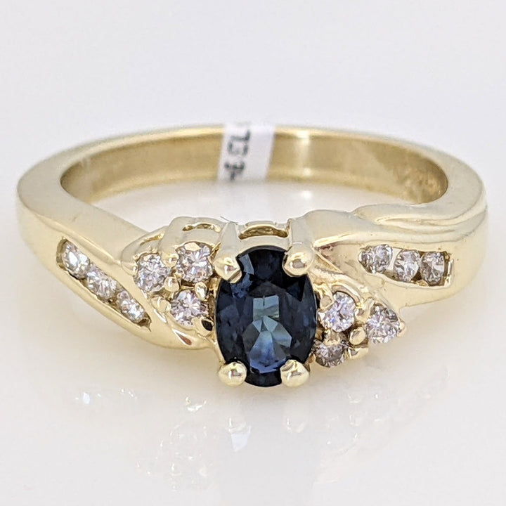 14K SAPPHIRE OVAL 4X6 WITH .18 DIAMOND TOTAL WEIGHT (12) ROUND ESTATE RING 5.0 GRAMS