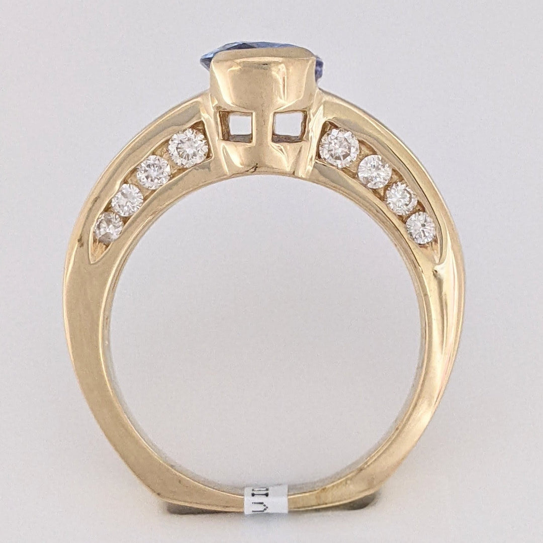 14K SAPPHIRE OVAL 7X9 WITH .59 DIAMOND TOTAL WEIGHT (24) ROUND ESTATE RING 8.1 GRAMS
