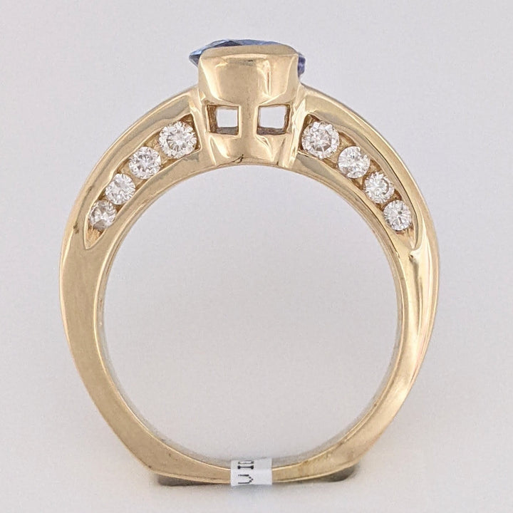 14K SAPPHIRE OVAL 7X9 WITH .59 DIAMOND TOTAL WEIGHT (24) ROUND ESTATE RING 8.1 GRAMS