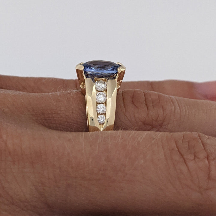 14K SAPPHIRE OVAL 7X9 WITH .59 DIAMOND TOTAL WEIGHT (24) ROUND ESTATE RING 8.1 GRAMS