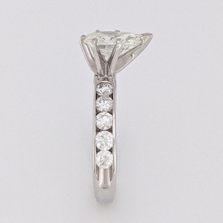 14K WHITE 2.39 CARAT TOTAL WEIGHT I1 K DIAMOND PEAR WITH (10) ROUND CHANNEL DIAMOND ESTATE RING 4.1 GRAMS