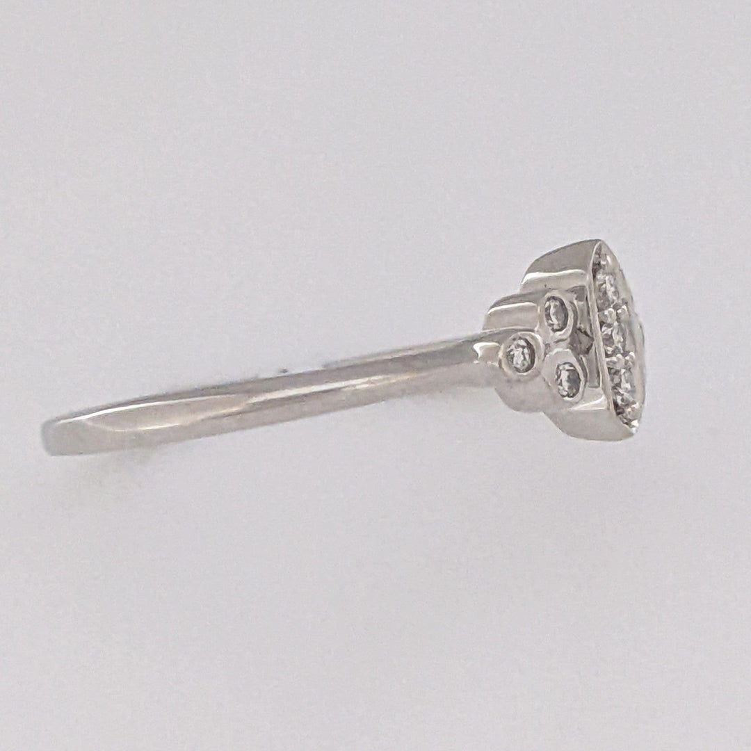10K WHITE .10 CARAT TOTAL WEIGHT I1 G DIAMOND ROUND (9) ESTATE FASHION RING 1.6 GRAMS