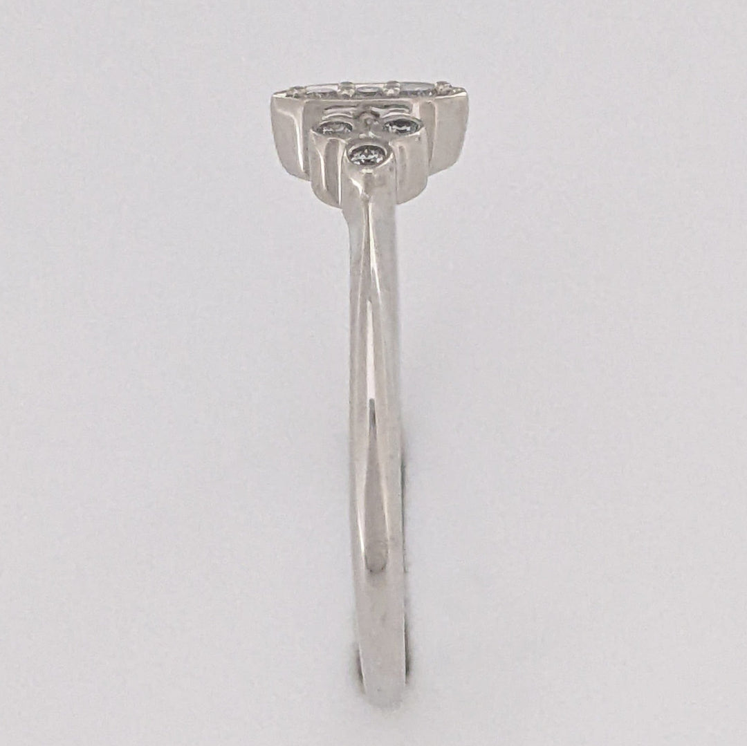 10K WHITE .10 CARAT TOTAL WEIGHT I1 G DIAMOND ROUND (9) ESTATE FASHION RING 1.6 GRAMS