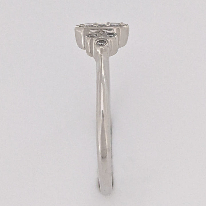 10K WHITE .10 CARAT TOTAL WEIGHT I1 G DIAMOND ROUND (9) ESTATE FASHION RING 1.6 GRAMS