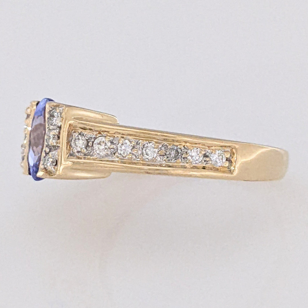 14K TANZANITE OVAL 5X7 WITH .20 DIAMOND TOTAL WEIGHT (20) ROUND ESTATE RING 4.8 GRAMS
