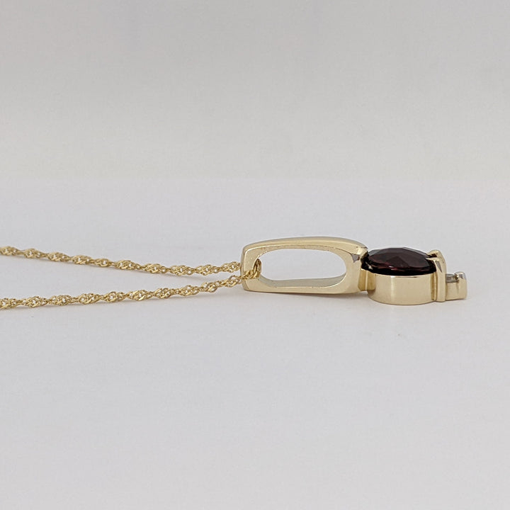 14K GARNET ROUND 8MM WITH MELEE SLIDE ESTATE PENDANT &amp; CHAIN 4.1 GRAMS