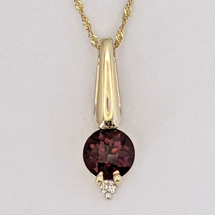14K GARNET ROUND 8MM WITH MELEE SLIDE ESTATE PENDANT &amp; CHAIN 4.1 GRAMS