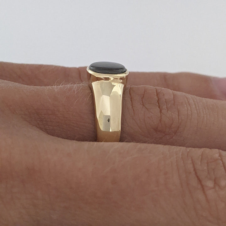 14K AMMOLITE OVAL 7X9 BEZEL ESTATE RING 4.6 GRAMS