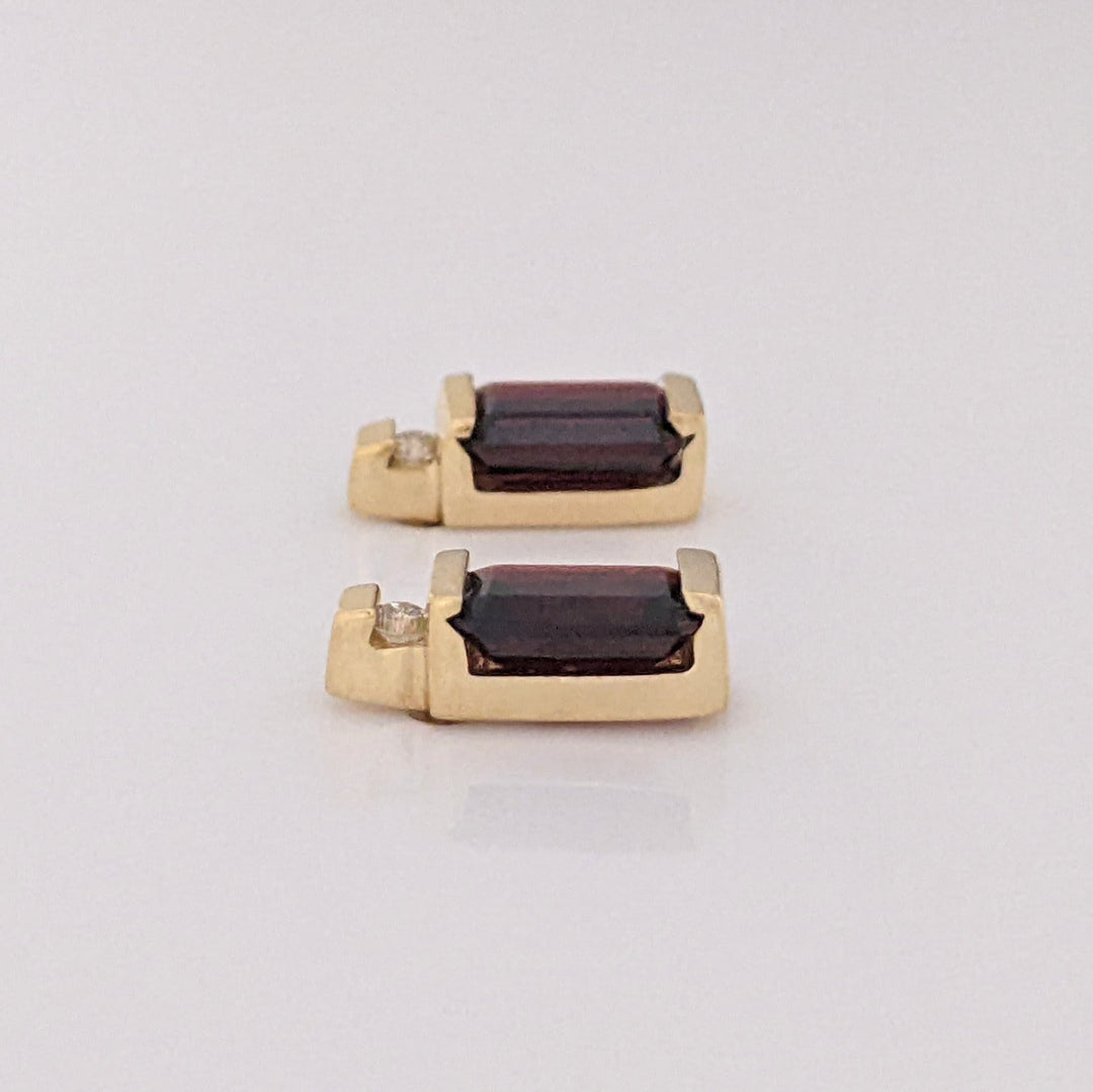 14K GARNET EMERALD CUT 4X6 WITH MELEE ESTATE EARRINGS 1.5 GRAMS