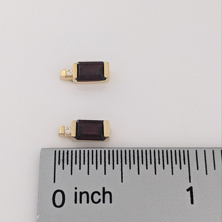 14K GARNET EMERALD CUT 4X6 WITH MELEE ESTATE EARRINGS 1.5 GRAMS