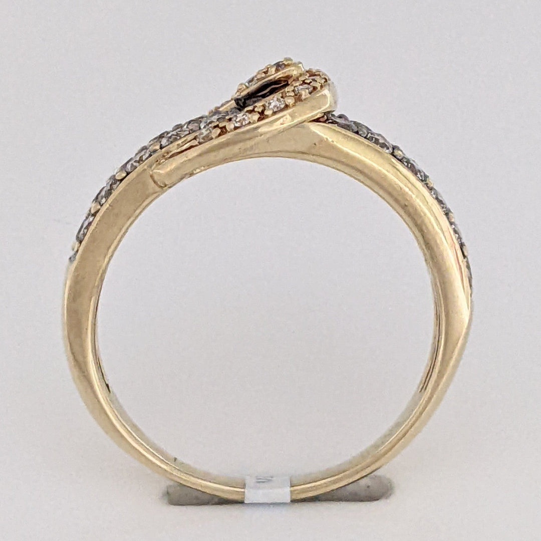 14K .72 CARAT TOTAL WEIGHT I1 WHITE/BROWN ROUND DIAMOND BUCKLE ESTATE RING 3.6 GRAMS