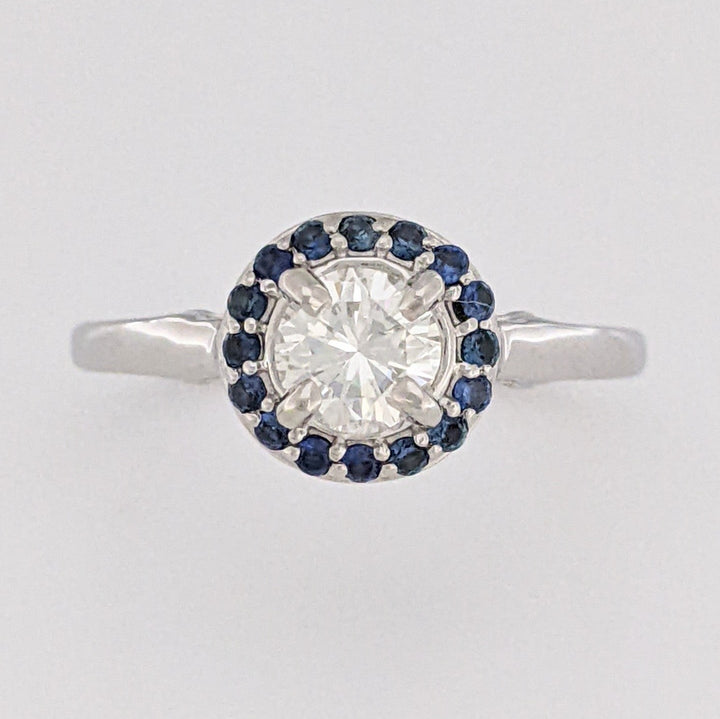 14K WHITE .71 CARAT TOTAL SI1 H DIAMOND ROUND WITH (16) ROUND SAPPHIRE HALO ESTATE RING 3.6 GRAMS