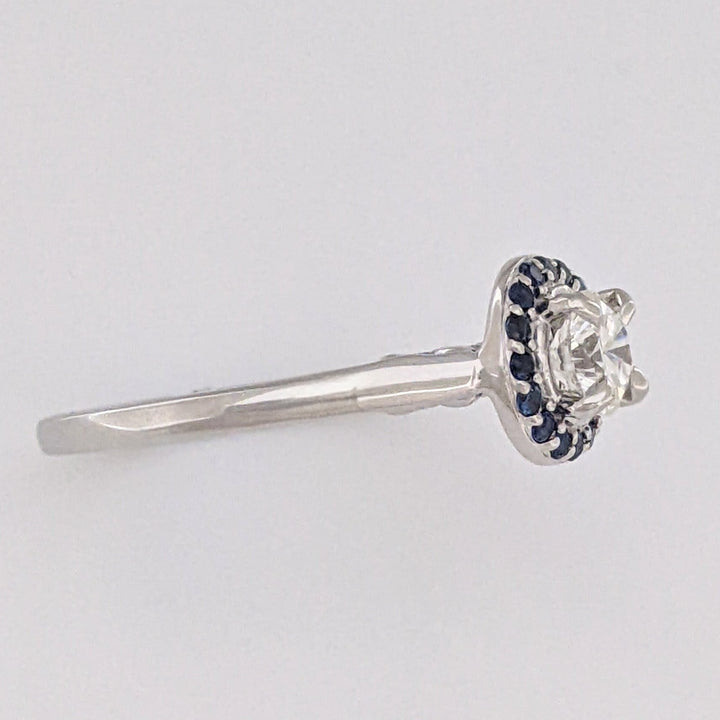 14K WHITE .71 CARAT TOTAL SI1 H DIAMOND ROUND WITH (16) ROUND SAPPHIRE HALO ESTATE RING 3.6 GRAMS