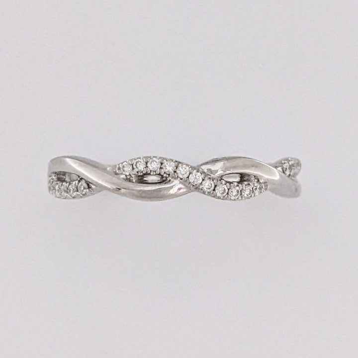 14K WHITE .13 CARAT TOTAL WEIGHT SI2 I DIAMOND ROUND (23) ESTATE TWIST BAND 2.2 GRAMS