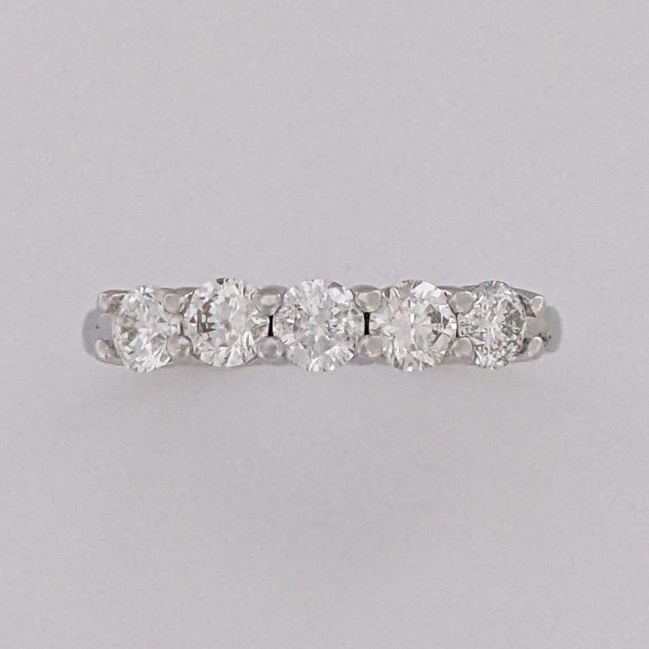 14K WHITE .85 CARAT TOTAL WEIGHT I1 I DIAMOND ROUND (5) ESTATE BAND 2.5 GRAMS