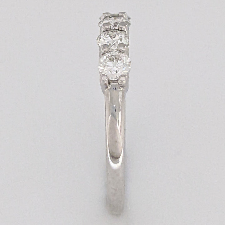 14K WHITE .85 CARAT TOTAL WEIGHT I1 I DIAMOND ROUND (5) ESTATE BAND 2.5 GRAMS