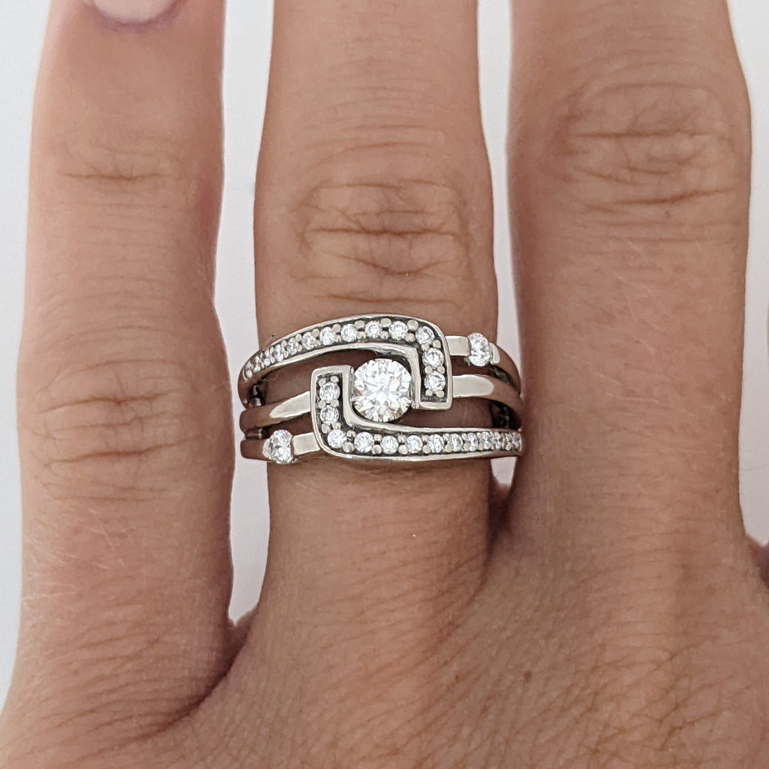 14K WHITE .50 CARAT TOTAL WEIGHT SI1 H DIAMOND ROUND (29) OPEN TOP FREE FORM ESTATE RING 6.0 GRAMS