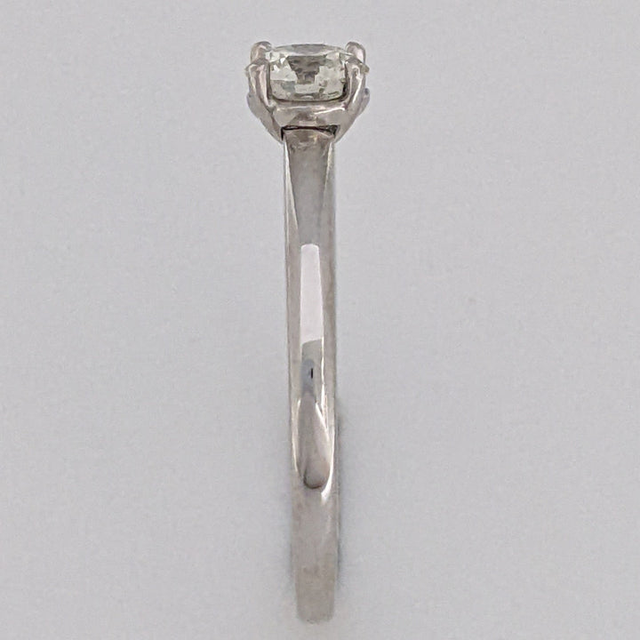 14K WHITE .51 CARAT TOTAL SI2 K DIAMOND ROUND ESTATE SOLITAIRE RING 2.3 GRAMS