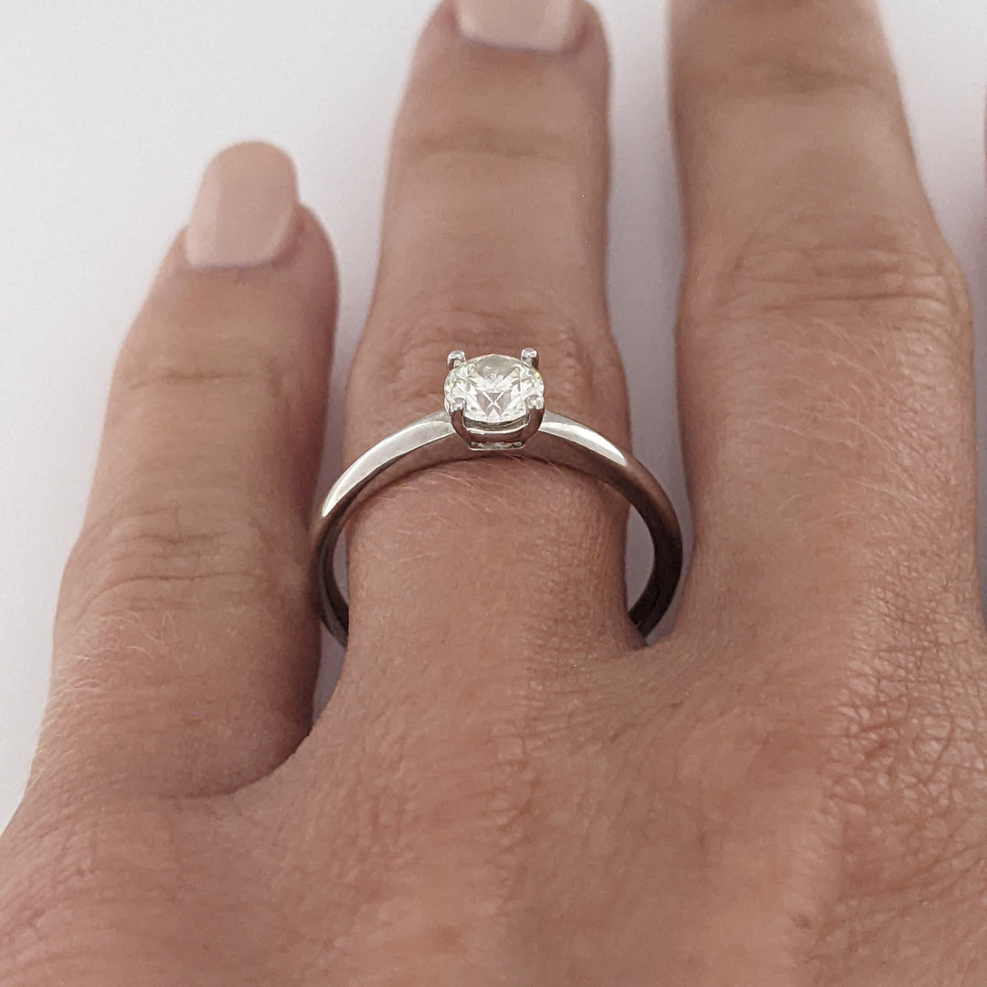 14K WHITE .51 CARAT TOTAL SI2 K DIAMOND ROUND ESTATE SOLITAIRE RING 2.3 GRAMS
