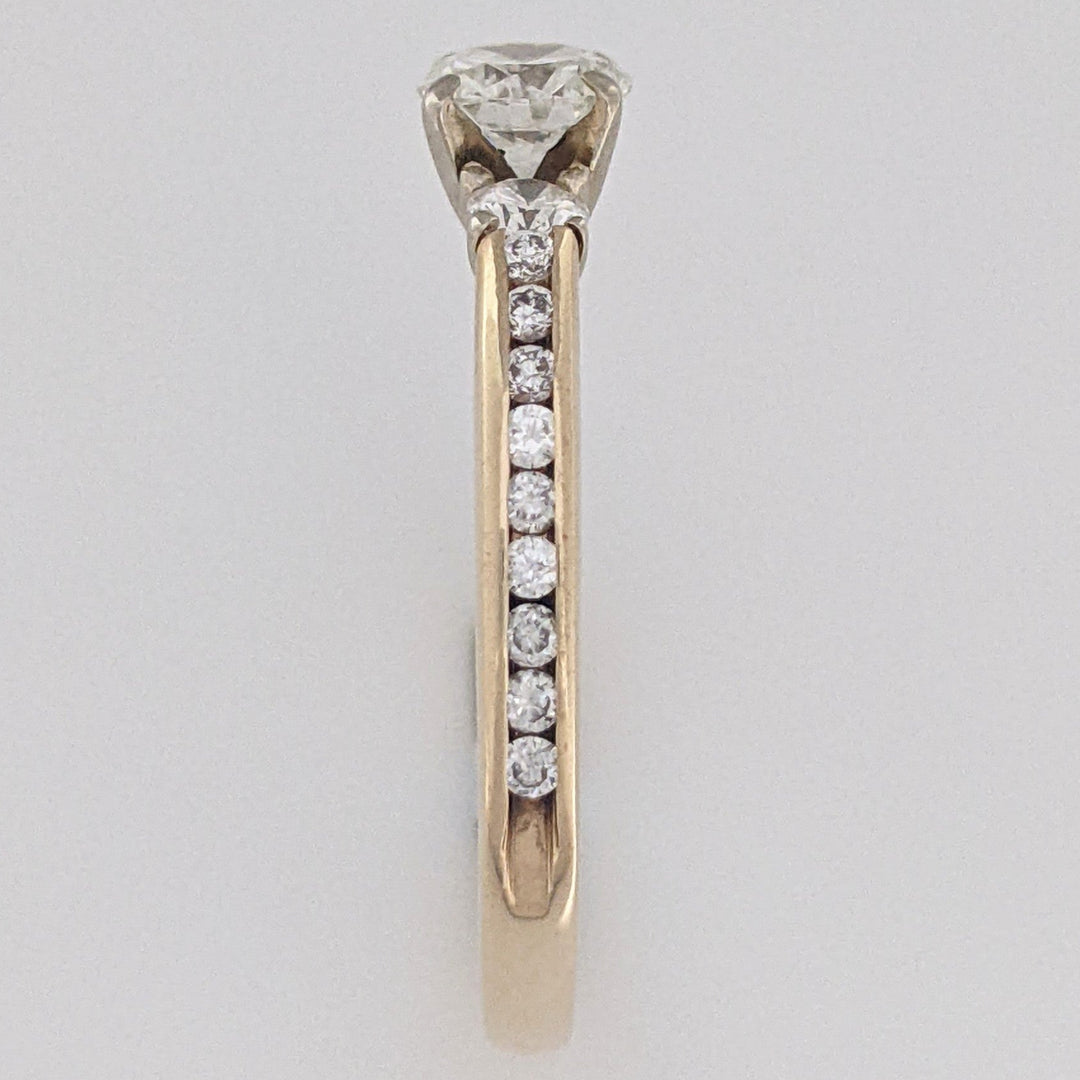 14K .94 CARAT TOTAL WEIGHT SI1 H DIAMOND ROUND (21) ESTATE TRINITY RING 3.9 GRAMS