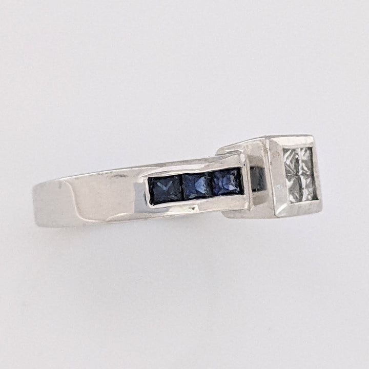 14K WHITE .24 CARAT TOTAL WEIGHT DIAMOND PRINCESS CUT VS1 H (4) WITH SAPPHIRE PRINCESS CUT (6) ESTATE RING 4.7 GRAMS