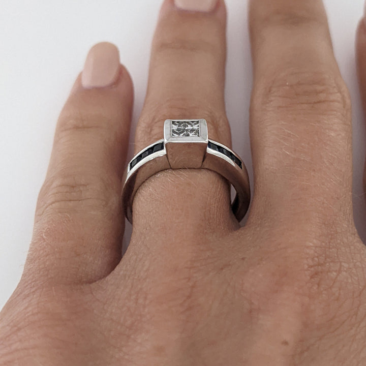 14K WHITE .24 CARAT TOTAL WEIGHT DIAMOND PRINCESS CUT VS1 H (4) WITH SAPPHIRE PRINCESS CUT (6) ESTATE RING 4.7 GRAMS