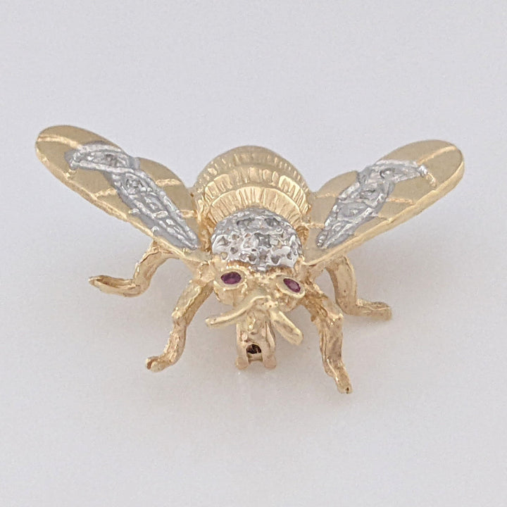 14K BEE PIN WITH (2) ROUND RUBY EYES &amp; MELEE ESTATE PIN 4.3 GRAMS
