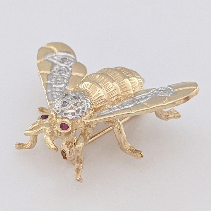 14K BEE PIN WITH (2) ROUND RUBY EYES &amp; MELEE ESTATE PIN 4.3 GRAMS