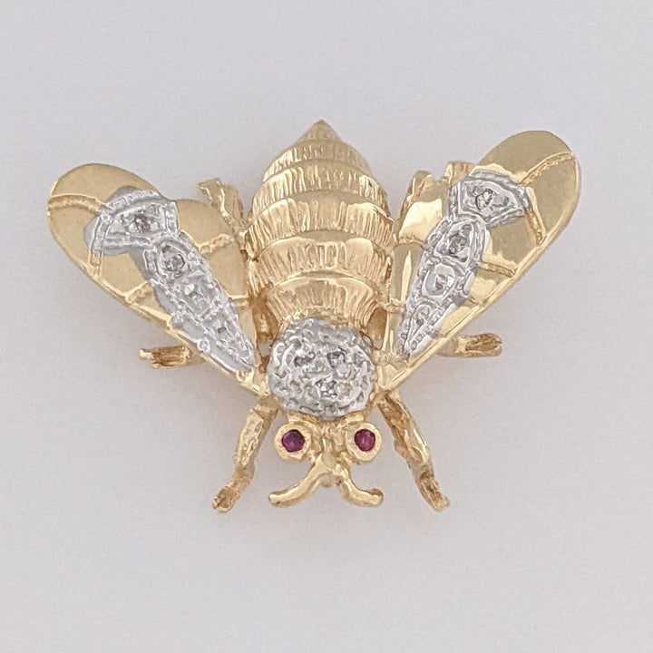 14K BEE PIN WITH (2) ROUND RUBY EYES &amp; MELEE ESTATE PIN 4.3 GRAMS