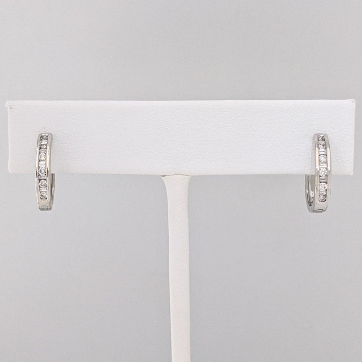 14K WHITE .23 CARAT TOTAL WEIGHT I1 I DIAMOND ROUND (12) BAGUETTE (10) ESTATE HOOP EARRINGS 2.5 GRAMS