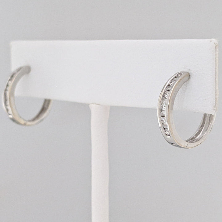 14K WHITE .23 CARAT TOTAL WEIGHT I1 I DIAMOND ROUND (12) BAGUETTE (10) ESTATE HOOP EARRINGS 2.5 GRAMS