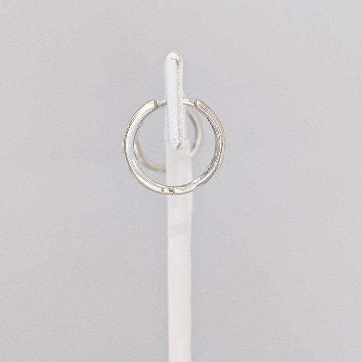 14K WHITE .23 CARAT TOTAL WEIGHT I1 I DIAMOND ROUND (12) BAGUETTE (10) ESTATE HOOP EARRINGS 2.5 GRAMS