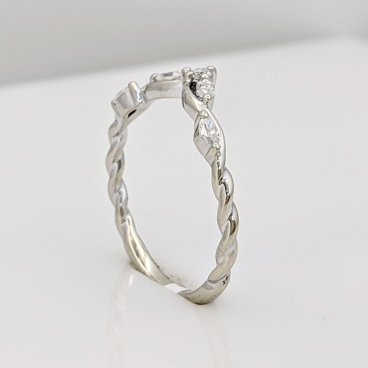 14K WHITE .19 CARAT TOTAL WEIGHT SI H-I DIAMOND ROUND/ MARQUISE ESTATE BAND 1.4 GRAMS