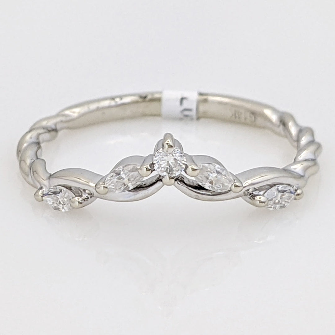 14K WHITE .19 CARAT TOTAL WEIGHT SI H-I DIAMOND ROUND/ MARQUISE ESTATE BAND 1.4 GRAMS