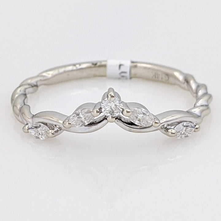 14K WHITE .19 CARAT TOTAL WEIGHT SI H-I DIAMOND ROUND/ MARQUISE ESTATE BAND 1.4 GRAMS