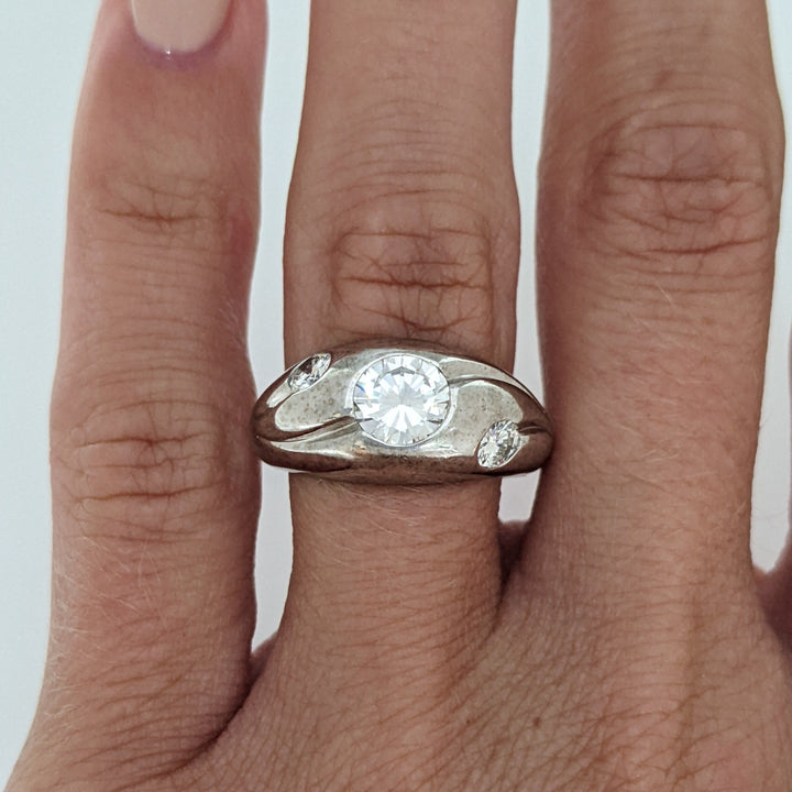 14K WHITE 1.07 CARAT TOTAL WEIGHT SI1 G DIAMOND ROUND (3) BEAD SET ESTATE BAND 5.3 GRAMS
