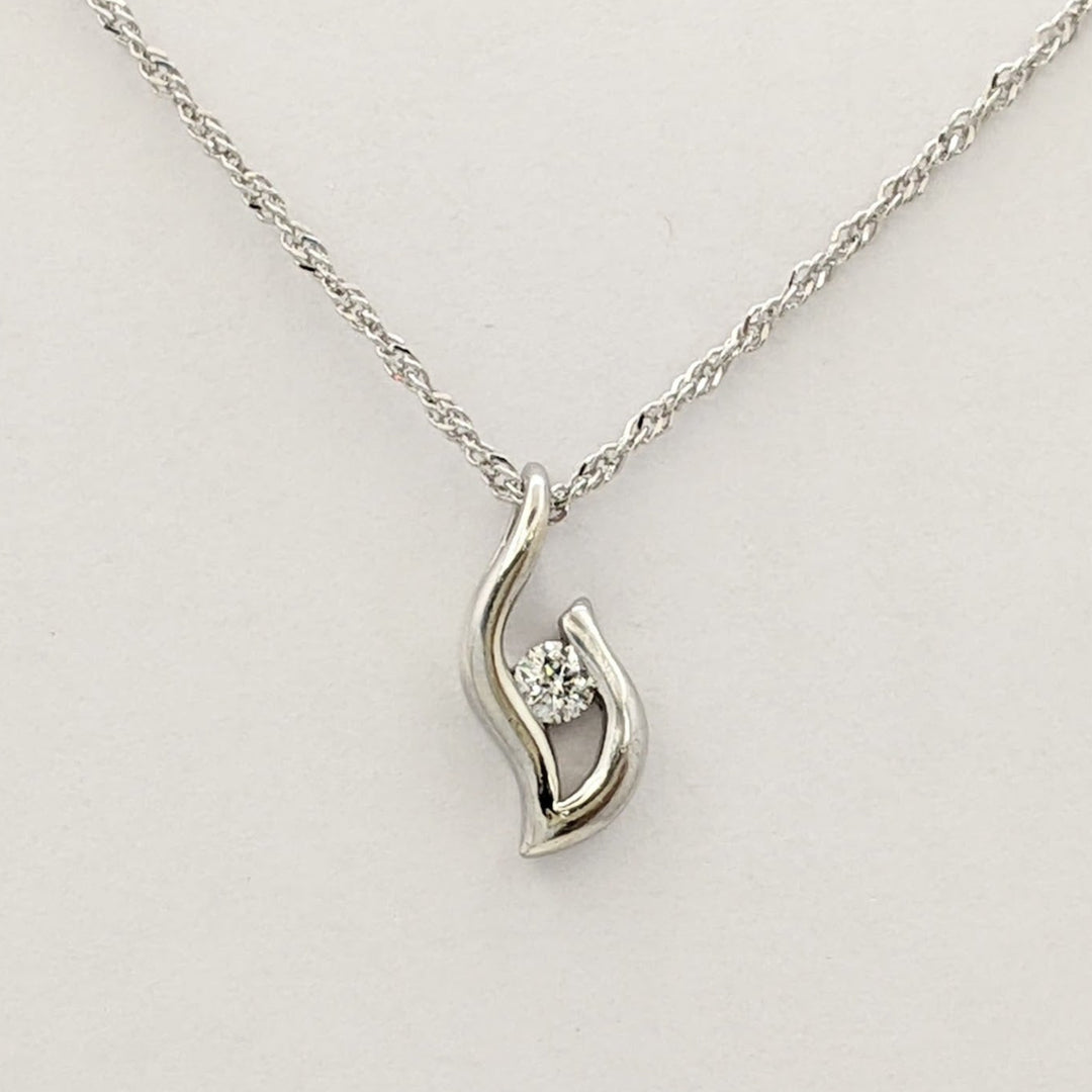 STERLING SILVER .14 CARAT TOTAL DIAMOND ROUND FREE FORM ESTATE PENDANT &amp; CHAIN 3.2 GRAMS