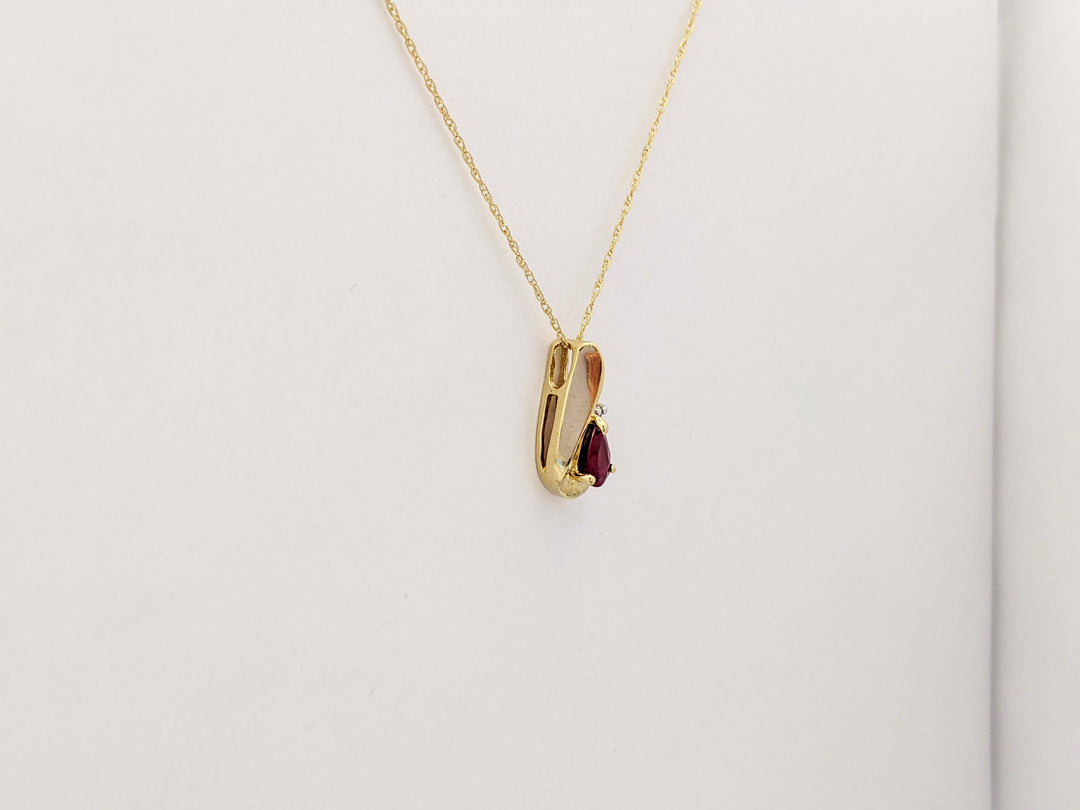 10K RUBY PEAR 4X6 WITH MELEE AND GOLD TRIM ESTATE PENDANT &amp; CHAIN 1.5 GRAMS