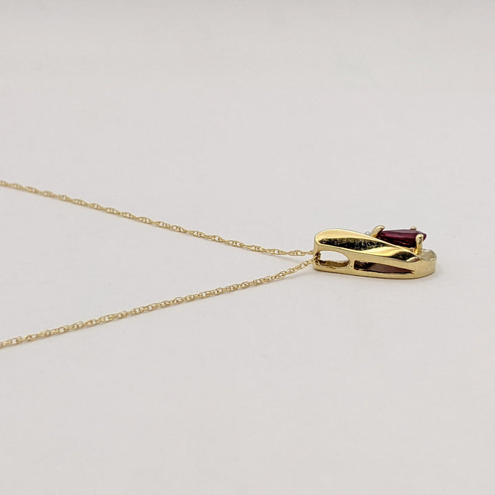 10K RUBY PEAR 4X6 WITH MELEE AND GOLD TRIM ESTATE PENDANT &amp; CHAIN 1.5 GRAMS