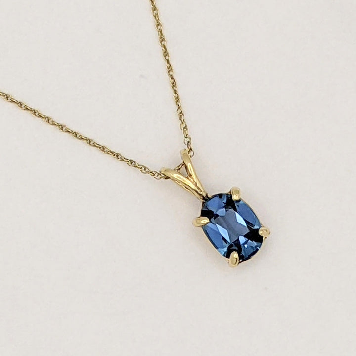 14K BLUE TOPAZ OVAL 6X8 ESTATE PENDANT &amp; CHAIN 1.8 GRAMS
