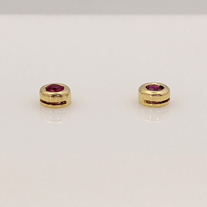 18K RUBY ROUND 2MM BEZEL STUD ESTATE EARRINGS 0.8 GRAMS