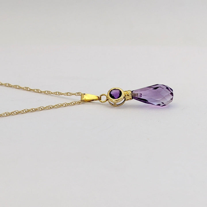 14K AMETHYST ROUND 4MM BEZEL WITH BRIOLETTE PEAR ESTATE PENDANT &amp; CHAIN 1.6 GRAMS