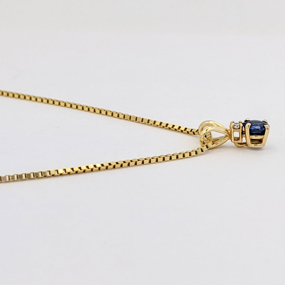 14K SAPPHIRE ROUND "AA" WITH .02 CARAT TOTAL DIAMOND ROUND ESTATE PENDANT &amp; CHAIN 2.8 GRAMS