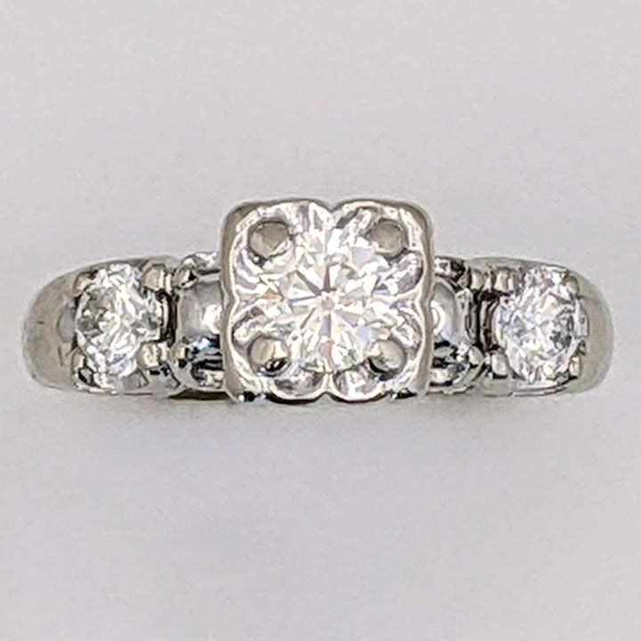 14K WHITE .70 CARAT TOTAL WEIGHT SI2 H DIAMOND ROUND (3) ILLUSION TRINITY ESTATE RING 3.4 GRAMS