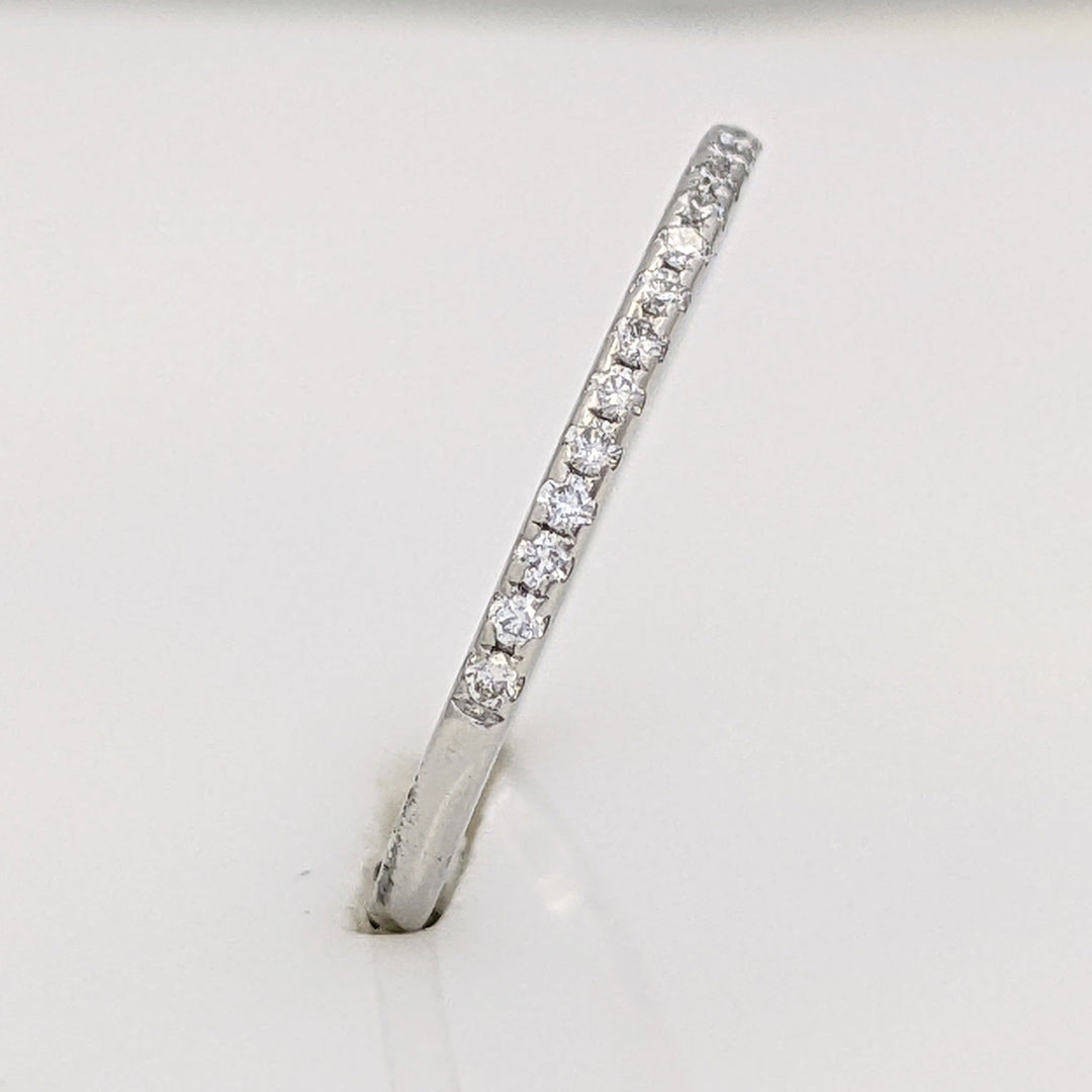 PLATINUM .22 CARAT TOTAL WEIGHT SI1 H DIAMOND ROUND (22) ESTATE BAND 2.1 GRAMS