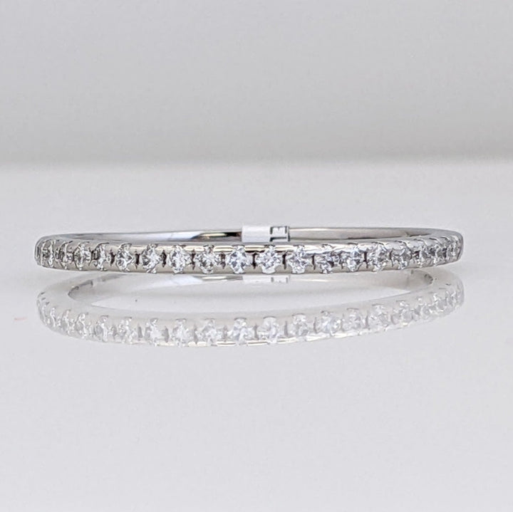 PLATINUM .22 CARAT TOTAL WEIGHT SI1 H DIAMOND ROUND (22) ESTATE BAND 2.1 GRAMS