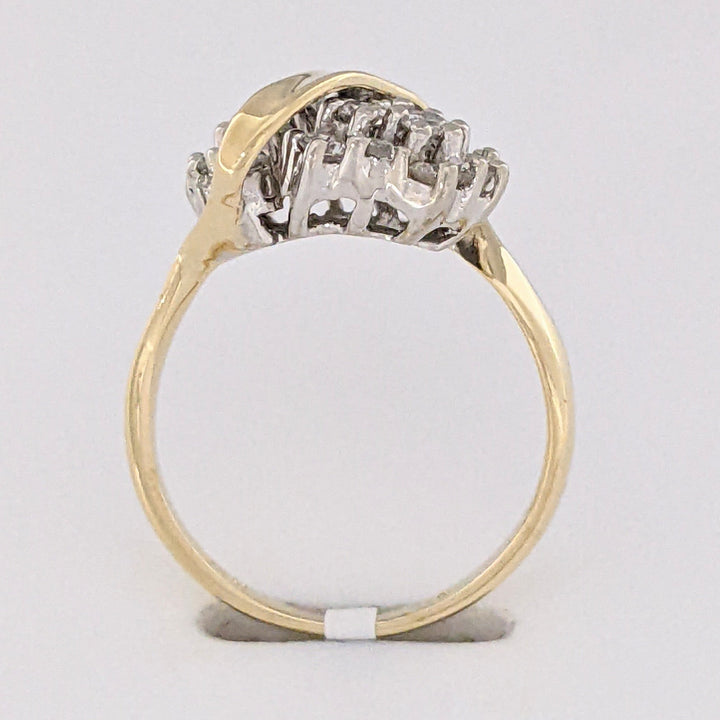 14K .54 CARAT TOTAL WEIGHT I1 G DIAMOND ROUND (18) CLUSTER ESTATE RING 2.7 GRAMS